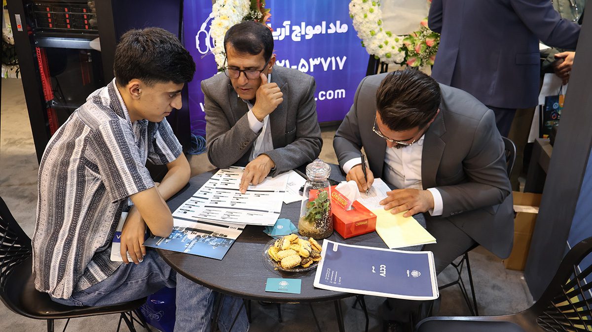 غرفه ماد امواج آریا در نمایشگاه IPAS