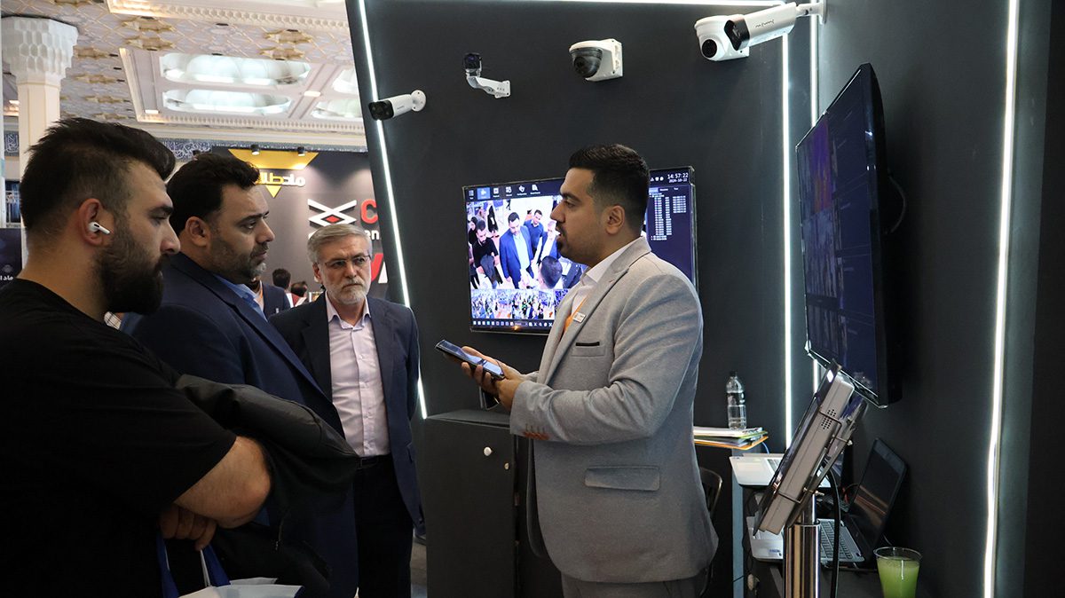فعالیت ماد امواج در نمایشگاه