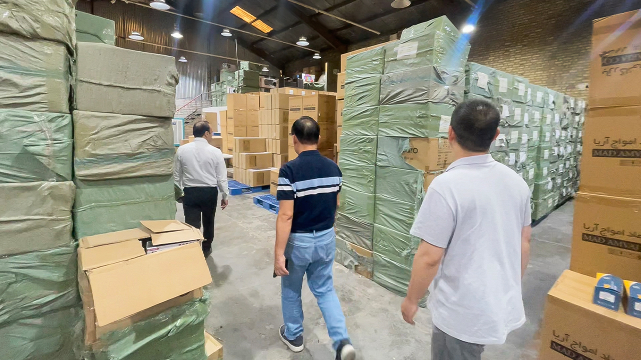 توسعه فناوری دوربینهای هوشمند در ماد امواج آریا با حضور متخصصین بینالمللی تصویر ۳ بازدید متخصصین بینالمللی